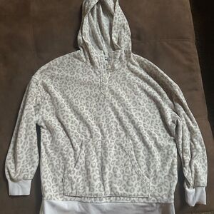 Old Navy Cream Oversized Long Sleeve Hoodie